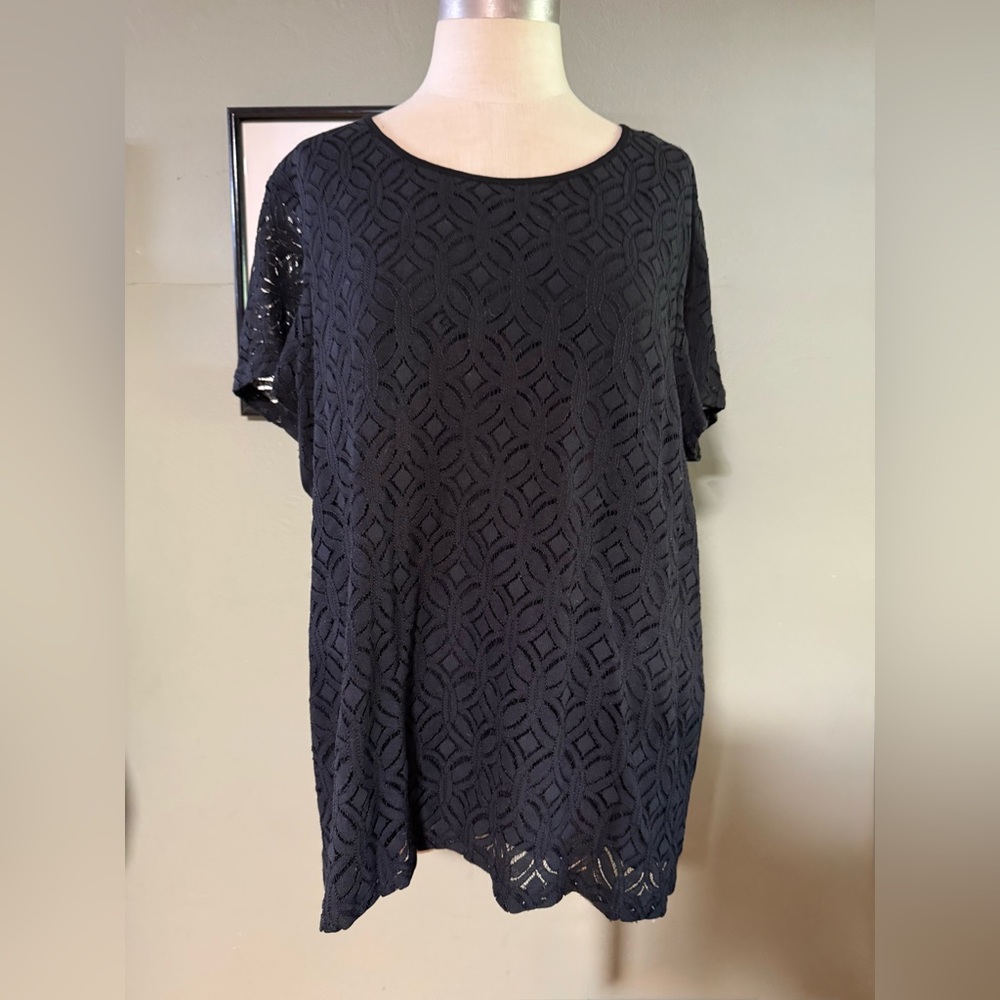 New Elegant Black Lace Front Women’s Top - SZ XXL